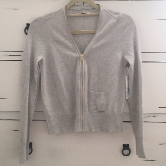 J Brand Sweaters - J brand grey cashmere cropped sweater new with tag